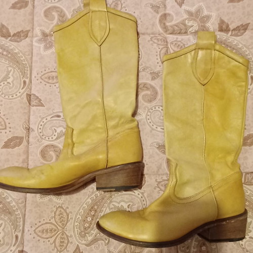 Leather boots size 38 like new, yellow spring summer