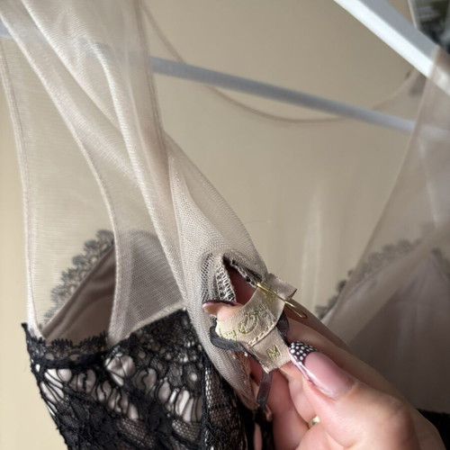 Long dress with padding like new, black and pink
