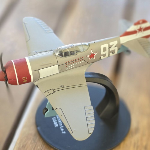 Lavochkin La-7 Die-Cast Model Plane 1:72 Scale Like New