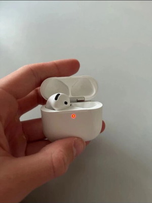 AirPods 4 ANC έκδοση μεταχειρισμένα, λείπει το δεξί ακουστικό, με δύο θήκες