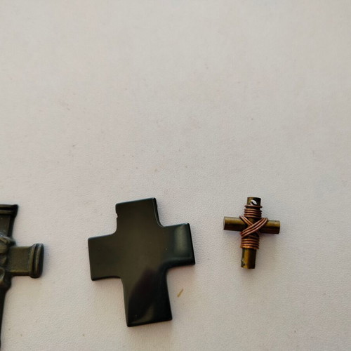Cross pendants used, pack of 10, various materials and sizes