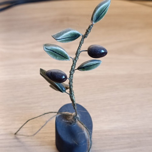 Decorative olive branch handmade porcelain, like new, 12 cm