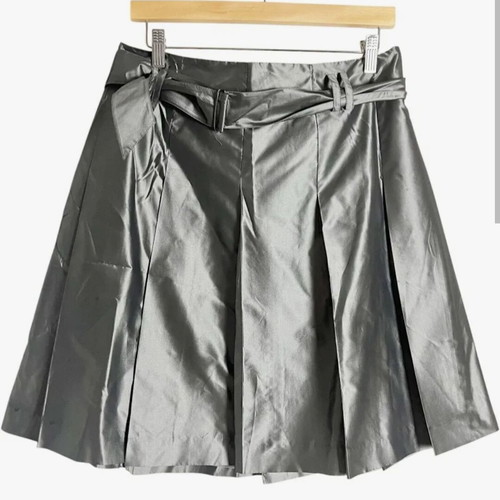 Vintage skirt 100% silk Made in Italy like new, silver
