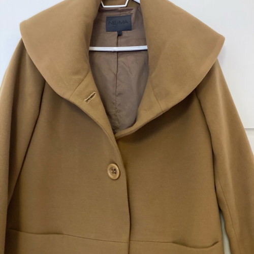 NEMA camel coat small like new