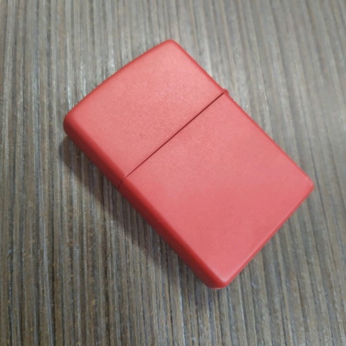 Zippo red lighter new with case and gift stones