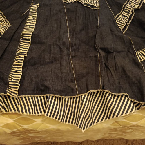 Women's blue skirt like new, size XL 42 14, denim style