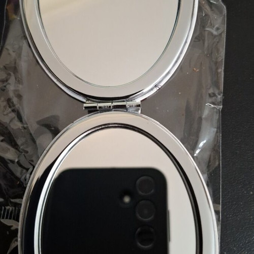 Paris pocket souvenir mirror