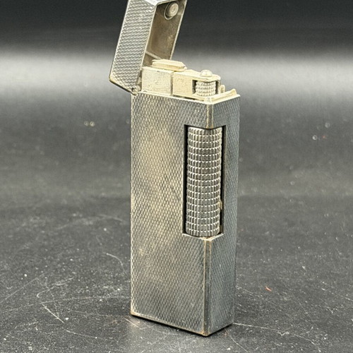 Dunhil silver lighter used, needs service, not working