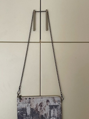 Y Not? shoulder bag like new