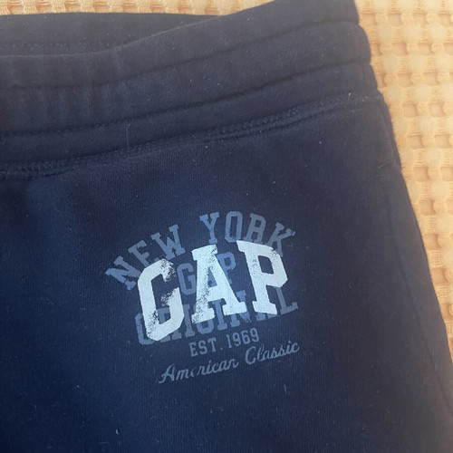 GAP New York logo joggers, size L, black