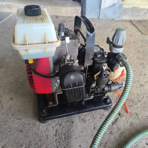 Comet MC20/20 Gasoline-Powered Sprayer Pump Like New