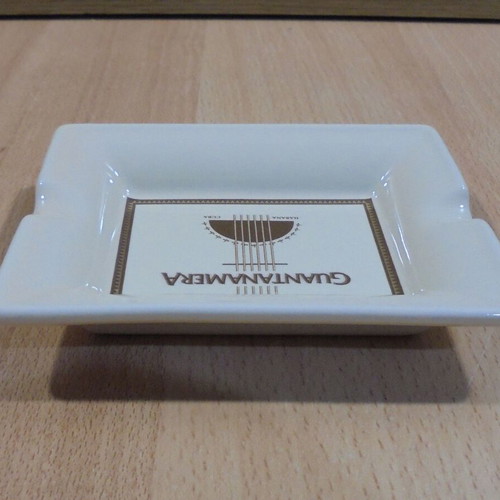 Guantanamera cigar small promotional ceramic ashtray like new