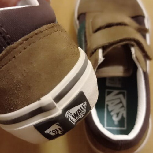 Vans children's shoes size 30, brown