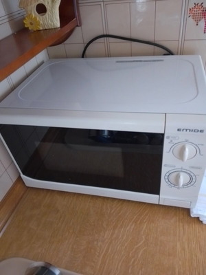 Microwave oven like new
