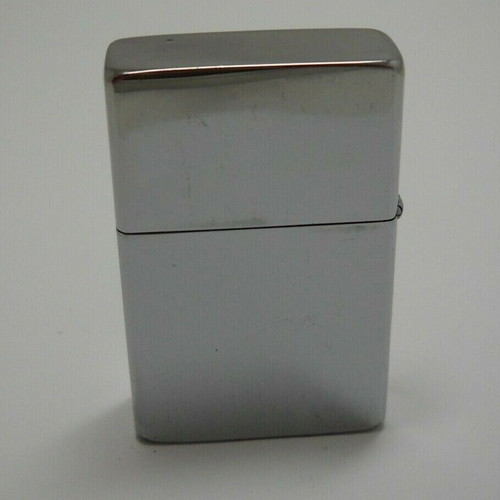 Team Pistol 2004 vintage windproof petrol lighter unused