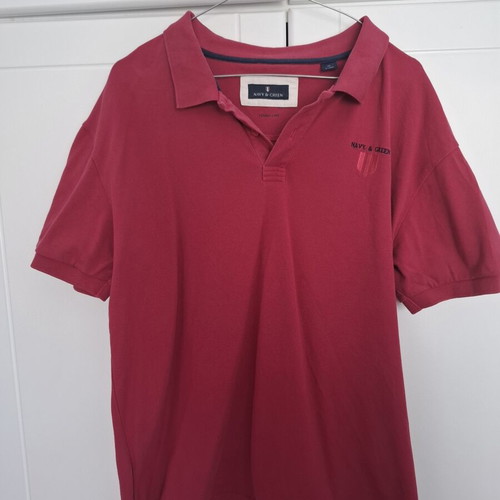 Navy & Green polo shirt XL like new, fuchsia color