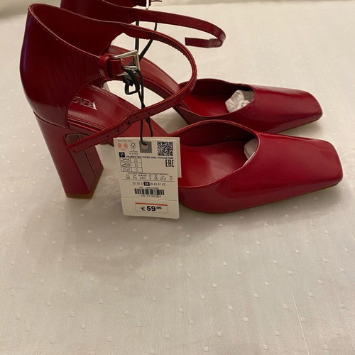 Zara leather shoes with strap red new, size 38