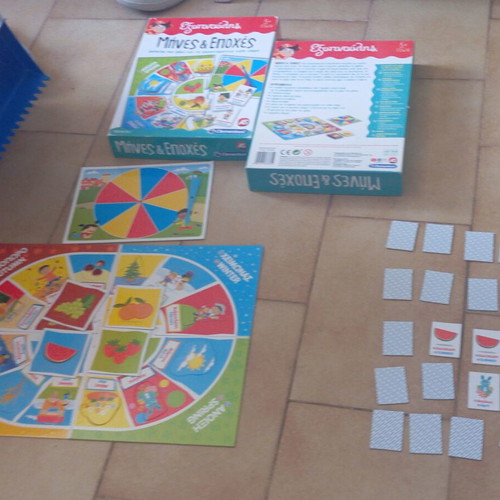 Clementoni Months & Seasons educational board game