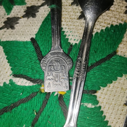 Σετ 6 ρετρό σουβενίρ κουταλάκια Βελίκο Τάρνοβο φρούριο Τσάρεβετς 70s