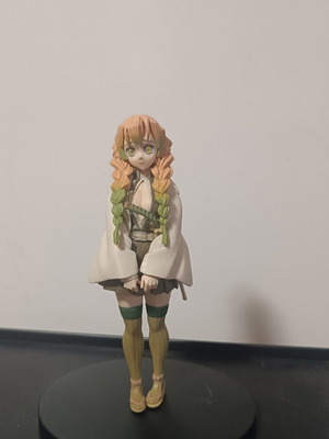 Mitsuri Kanroji Demon Slayer Kimetsu No Yaiba sepia version Banpresto figure like new without box