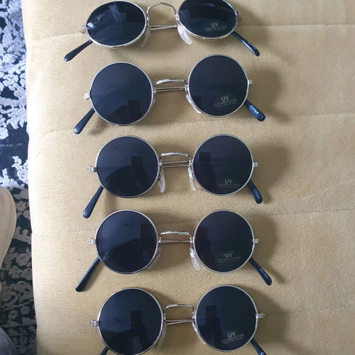 Sunglasses new, pack of 5, black and gold