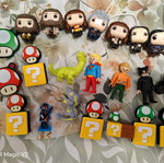 Kinder figures set