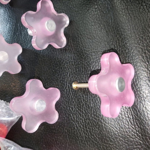 Children's knobs used, pack of 9 with screws