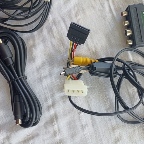 Audio-video cables pack of 8 used with adapters plus 4 antenna cables gift