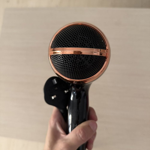 Hairdryer BaByliss used with tourmaline ceramic and ion technology