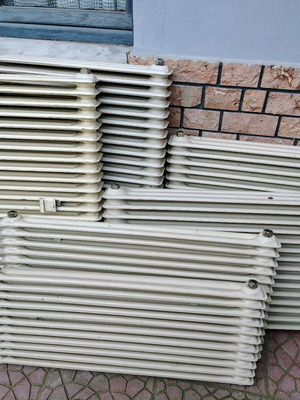 Steel heating radiators used, pack of 6 pieces type Akan