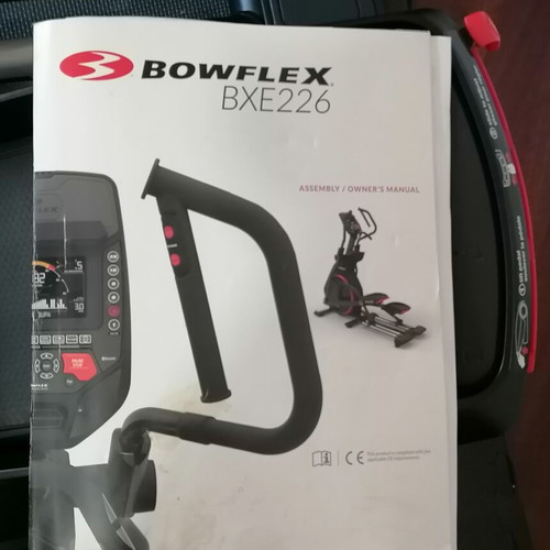 Bowflex BXE226 elliptical machine like new, professional fitness