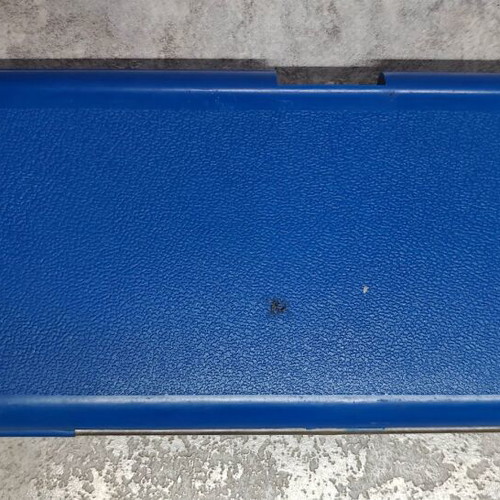 Geometric tools used in very good condition