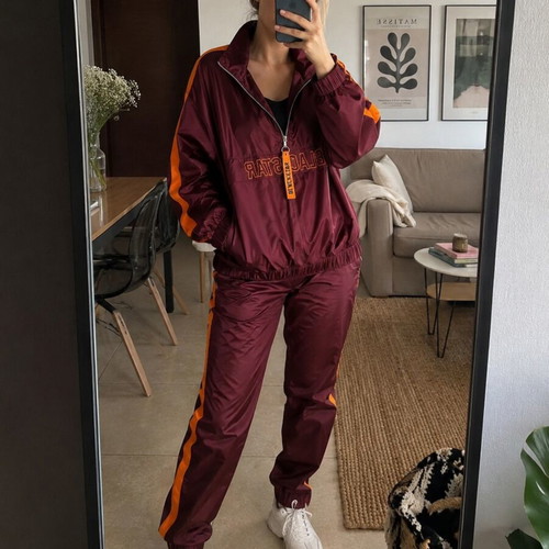 Black Star Wear Burgundy Tracksuit Set like new, size M