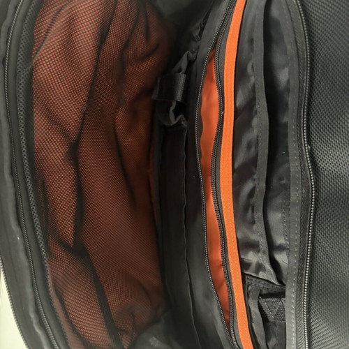Samsonite Laptop Briefcase used, model LAPT.BRIEFC.L black