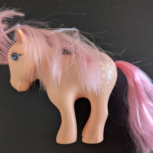 El Greco My Little Pony set used, Cotton Candy and Blue Belle with accessories