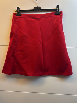Etre Cecile L red skirt with side pockets, elastic material, like new