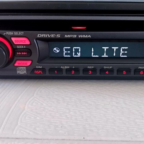 Sony CDX-GT212 Car Radio-CD Player 45Wx4 MP3 AUX