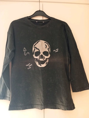 Cotton gray blouse used, size S with fading