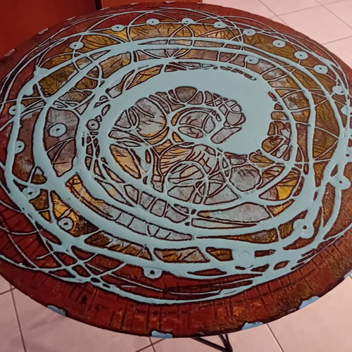 Metal coffee table with abstract acrylic painting, 60 cm