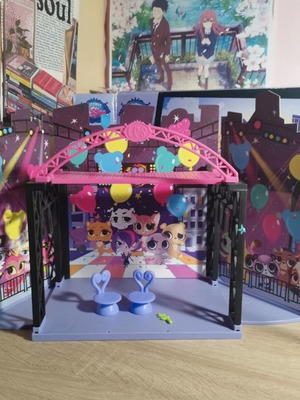 Littlest Pet Shop Backstage Style Set new in original box