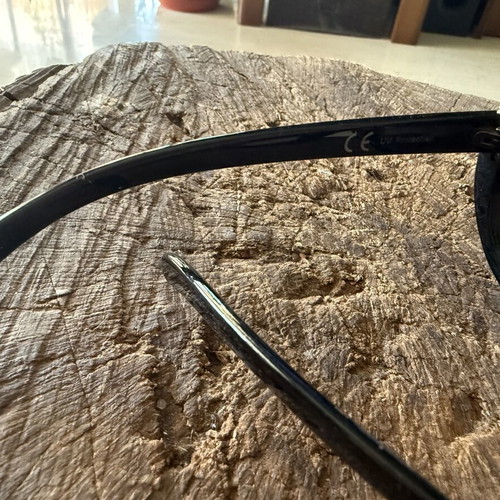 Oversized cat-eye sunglasses black, like new