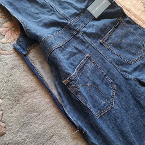 Calvin Klein denim short overalls like new, size medium, blue