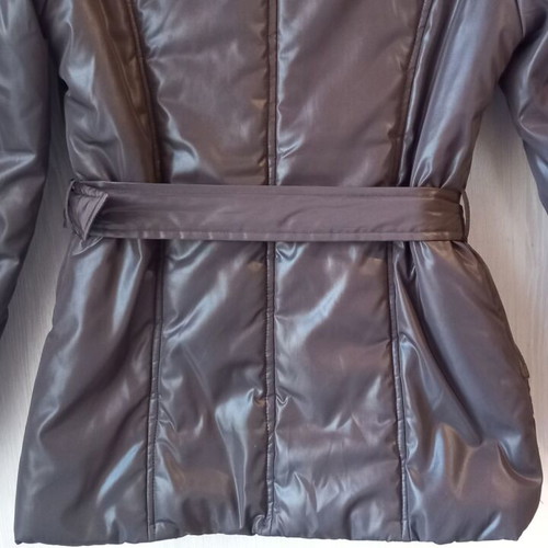 Brown jacket medium size like new with removable fur collar