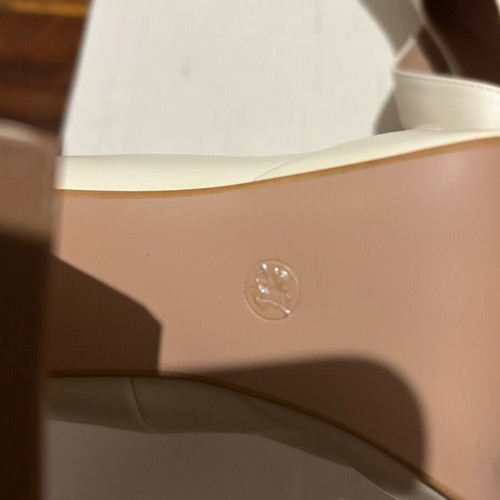Modern women's shoes like new size 37 beige