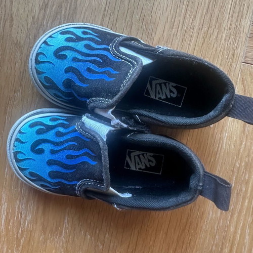 Vans sneakers for boys like new, blue, sizes 20-22