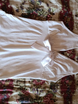 Muzuri blouse white size S like new with satin ribbon