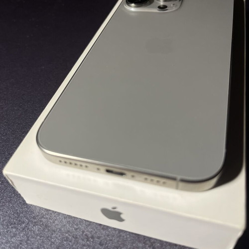 iPhone 16 Pro Max 512GB Titanium like new, 100% battery