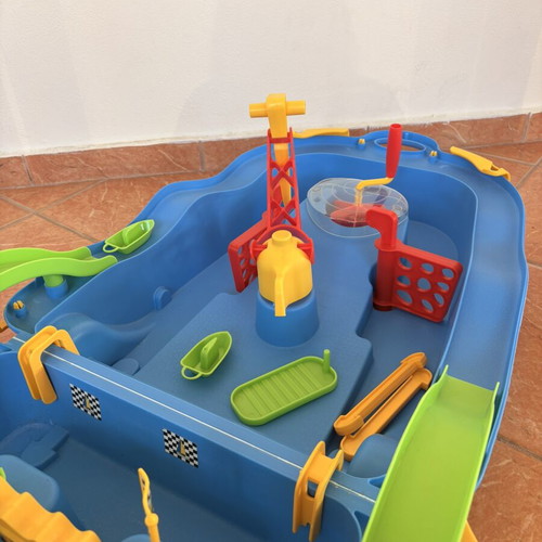 Starplast Water Fun Trolley like new, blue water playset for 24+ months