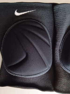 Nike knee pads