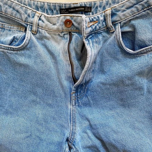 Mom jeans Zara used, Y2K high-waisted blue pants, size S